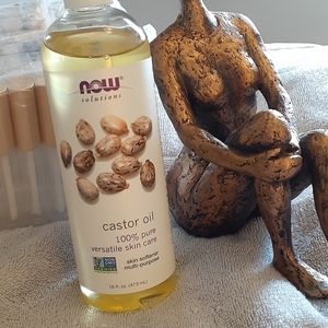 1. CASTOR OIL 100% PURE VERSATILE SKIN CARE